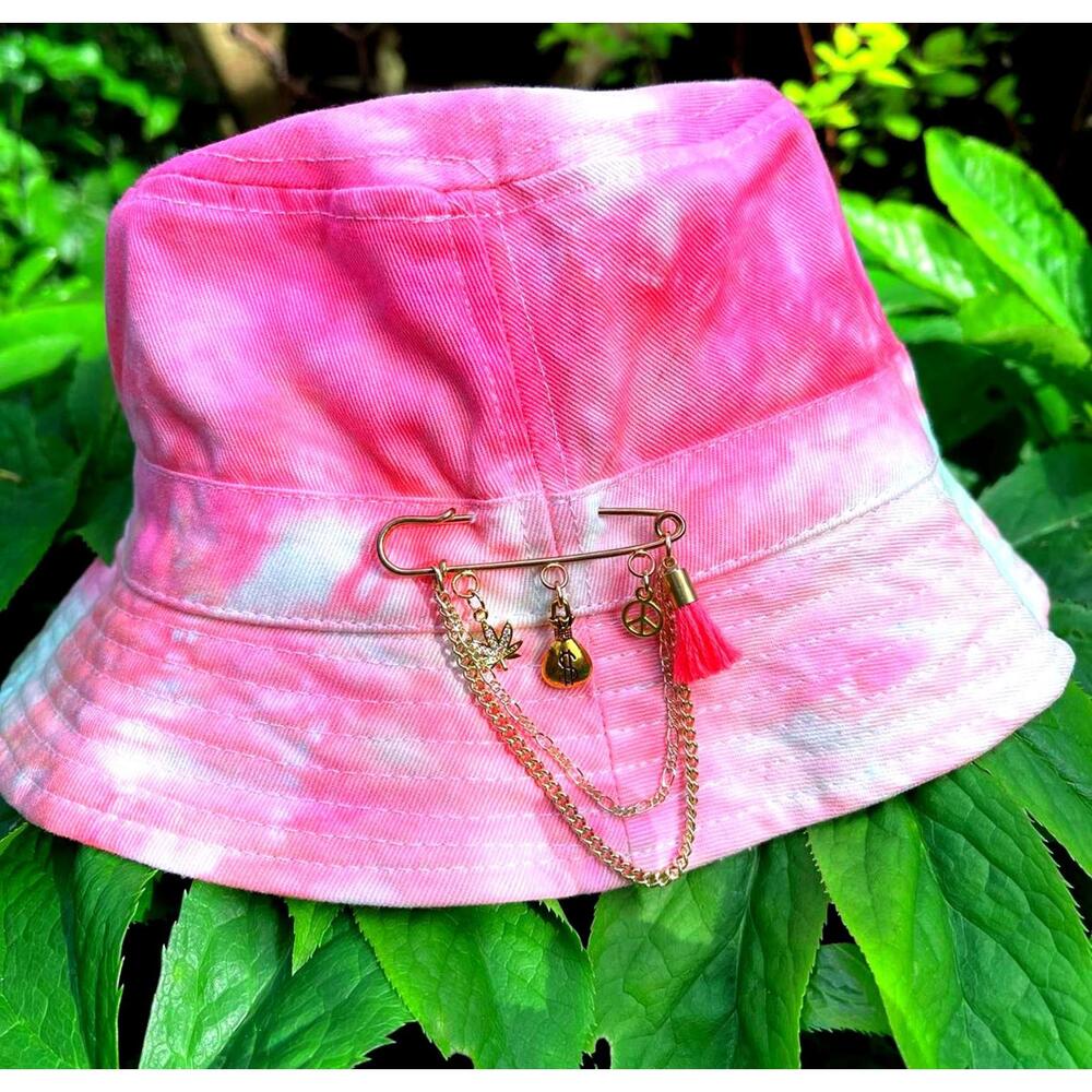 Tie-Dye Bucket Hat with Charms & Chain Accent  Boho Summer Beachy Pink Yellow OS